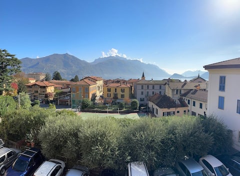 Popular Airbnb listing: Casa Angiolina, town center, beautiful lake view in Menaggio