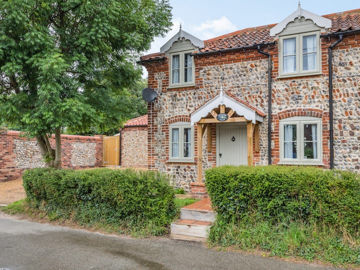 Clematis Cottage - North Walsham
