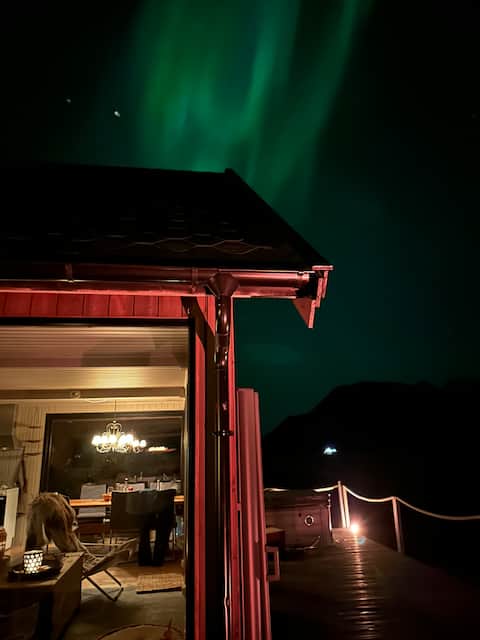 Cabin on Haugnes, Arnøya.