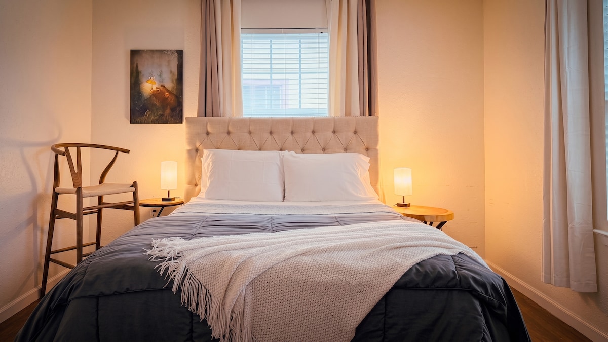 King, Heart of East Austin, Walkable, Home Office