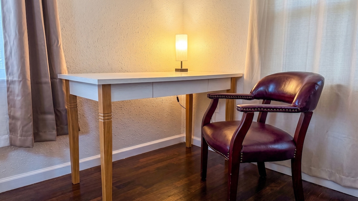 King, Heart of East Austin, Walkable, Home Office