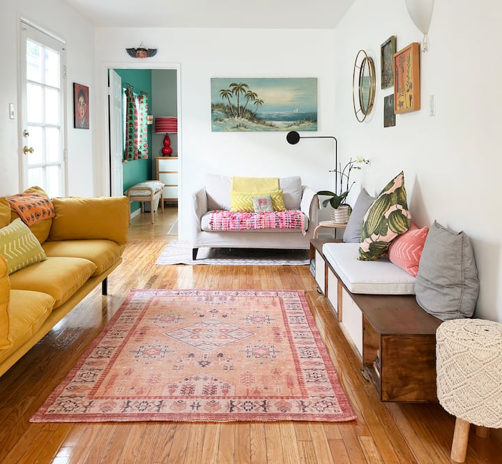 Quaint And Sunny House - Los Angeles, CA