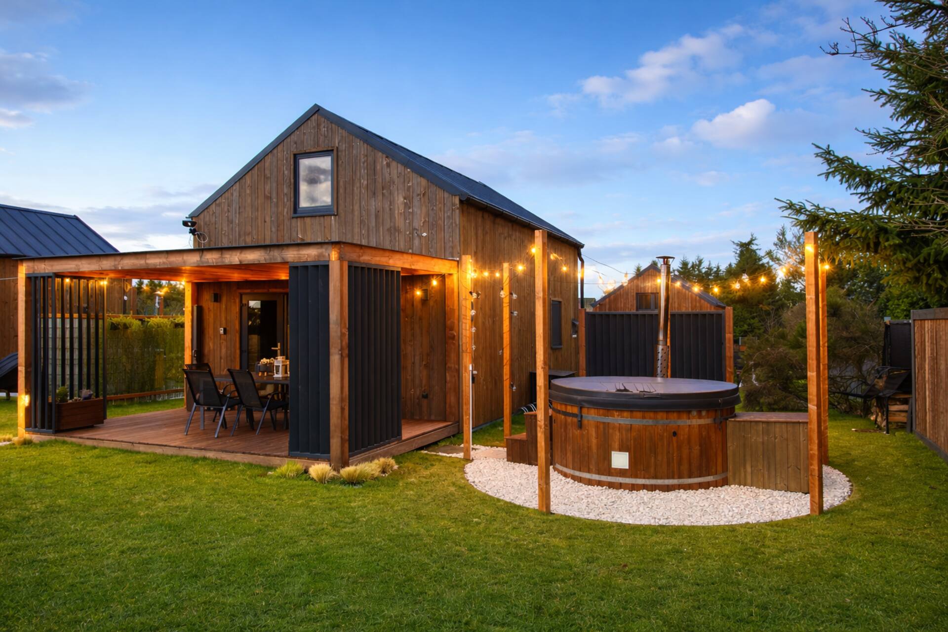 Modern barn, in a nook, HOT TUB, sea, forest