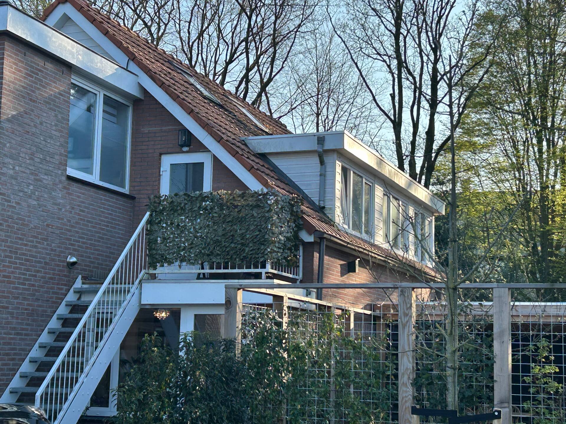 Spacious and bright apartment for 4 persons - Free parking