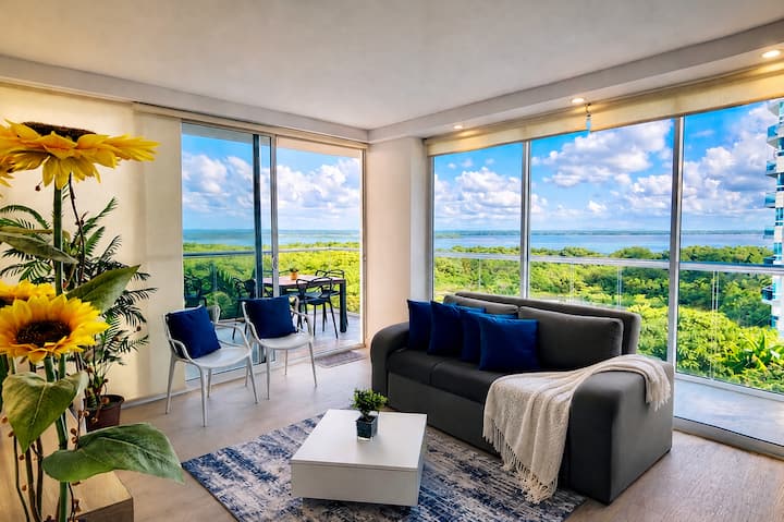 Luxury 2br With Jacuzzi • 5 Min Beach • 65” Tv - Cartagena