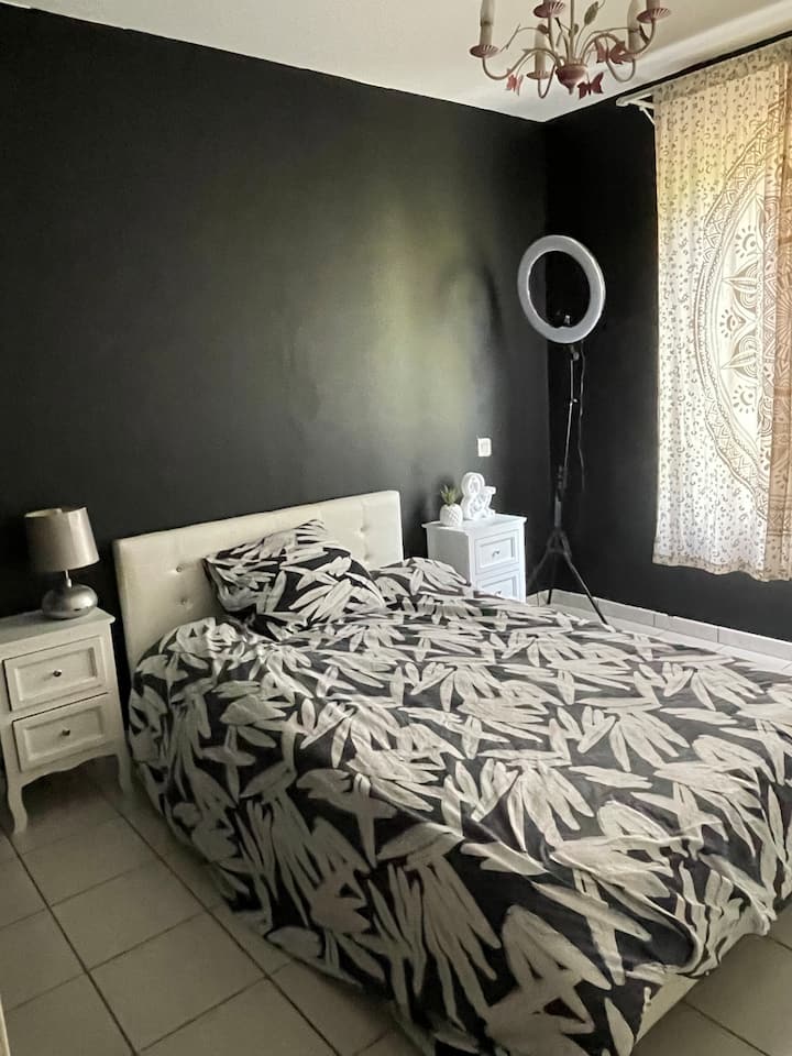 საძინებელი 2