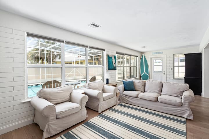 15% Off • Walk To Beach • 3br Pool Home - Ormond Beach, FL