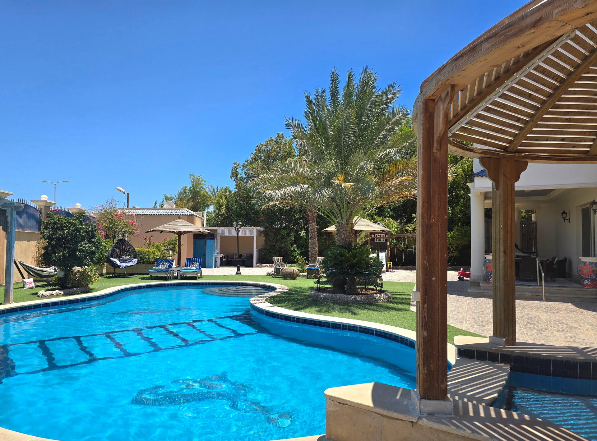 Royal Home Luxury Villa private pool & jacuzzi