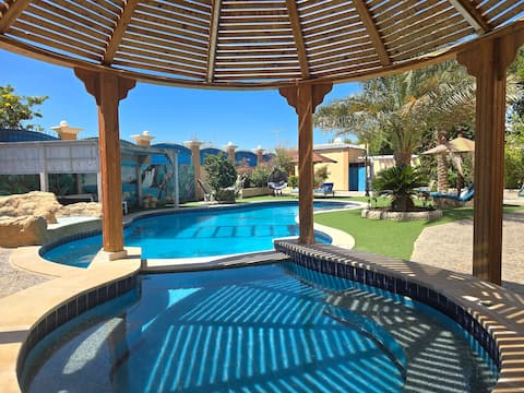 Royal Home luxury villa private pool & jacuzzi