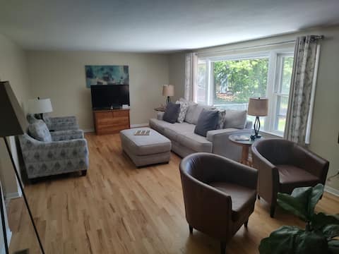 Parkside 5-Bedroom Home with Room to Play