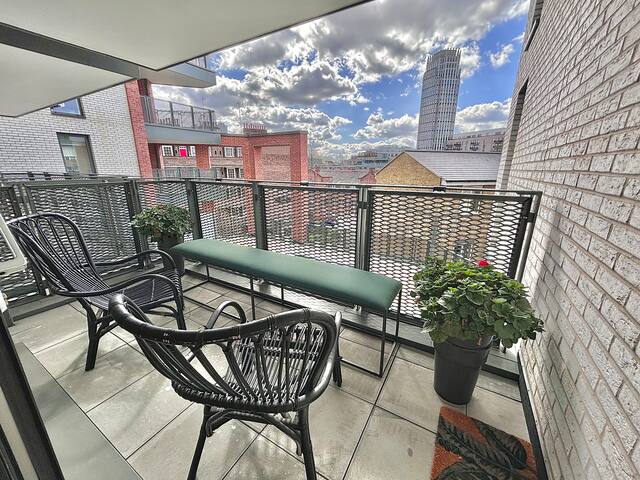 London zone 1, Lux 2 bed serviced accommodation gallery image 3