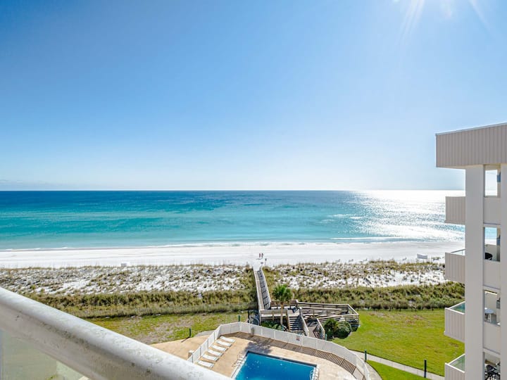 Regency Towers 808 East | Pool + Tennis/pickleball - Pensacola Beach, FL