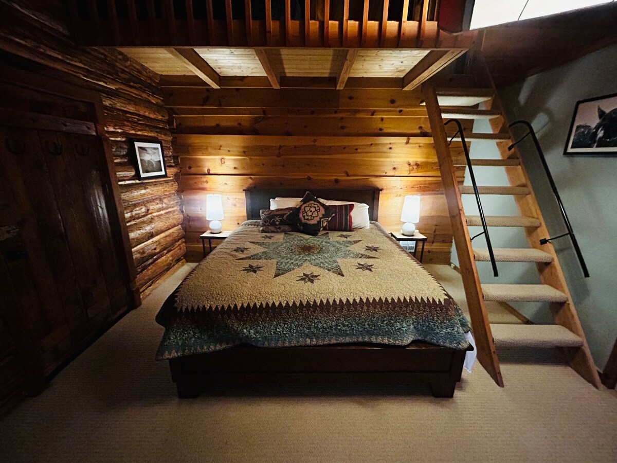 Popular Airbnb listing: Rustic 1-Bedroom Cabin near Teton Village in Moose Wilson Road