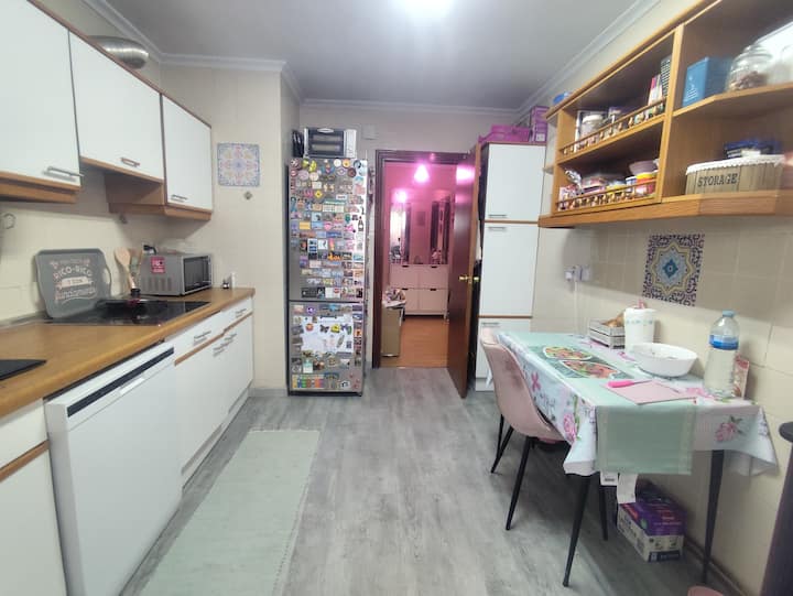 Habitación Modesta/piso Con Carisma/ Centro A 5min - Palencia