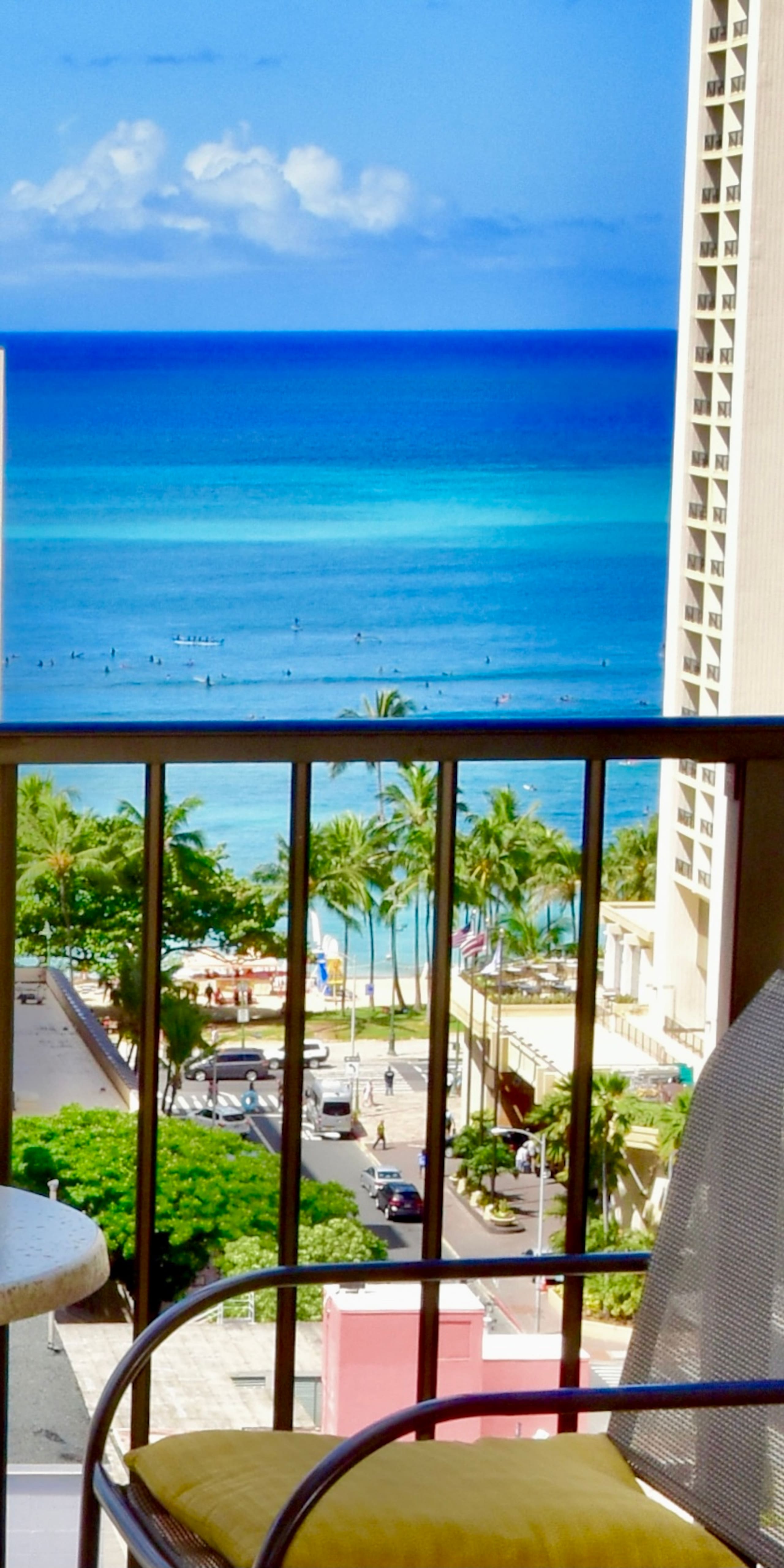 Condo in Honolulu · ★4.88 · 1 bedroom · 2 beds · 1 private bath - Image 32