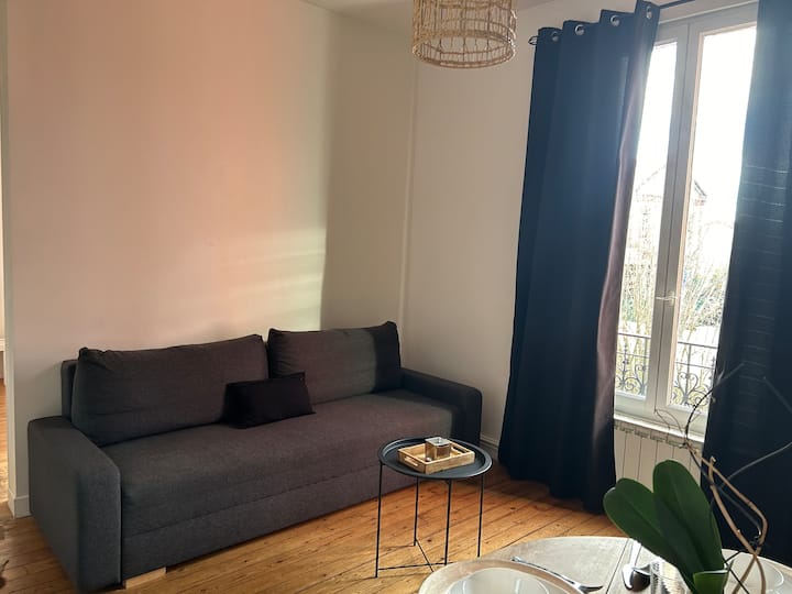 Escapade Parisienne, Appart Tout éQuipé, Gare à 2’ - Saint-Brice-sous-Forêt
