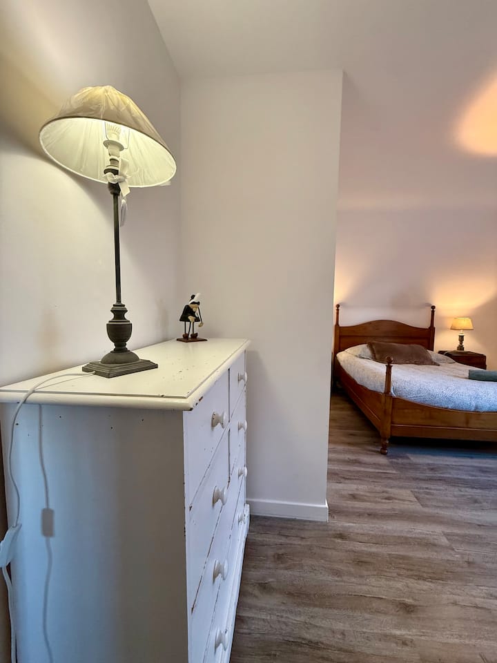 غرفة النوم 2