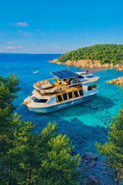 Floating House Experience