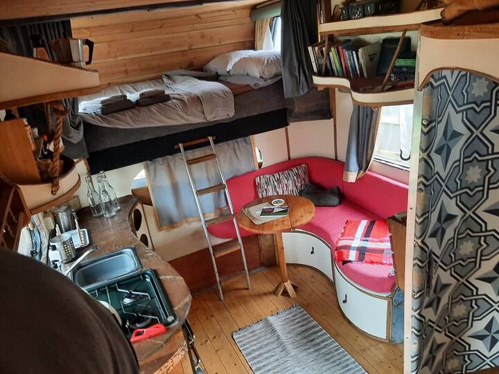 Truck & Pod Creative Nature Retreat. - Bantry