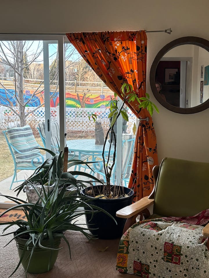 Sunny Garden Apartment • Patio • Peaceful Retreat - Fort Collins, CO