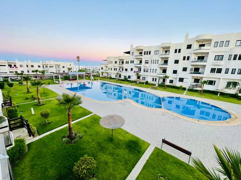 Modern Apartment with Pool View.