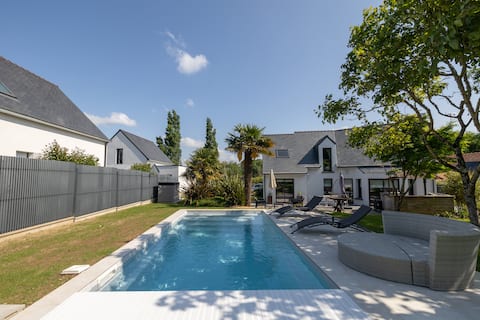 Villa Bonheur Pool Pétanque & Family Time