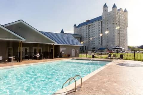 3 bedroom, 2 bath apt. In Castle!