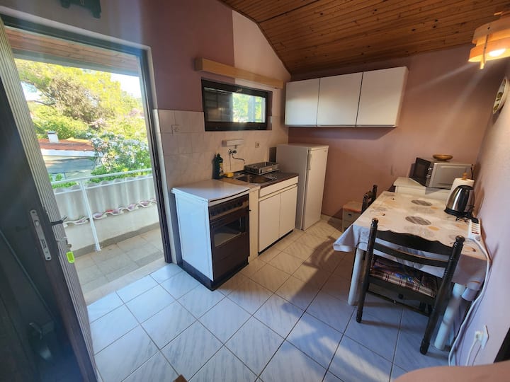 1 Bedroom Apartment With Balcony And Sea View - Hvar