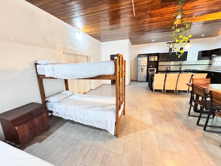 Casa Amplia Para Familias Grandes - Villa Carlos Paz