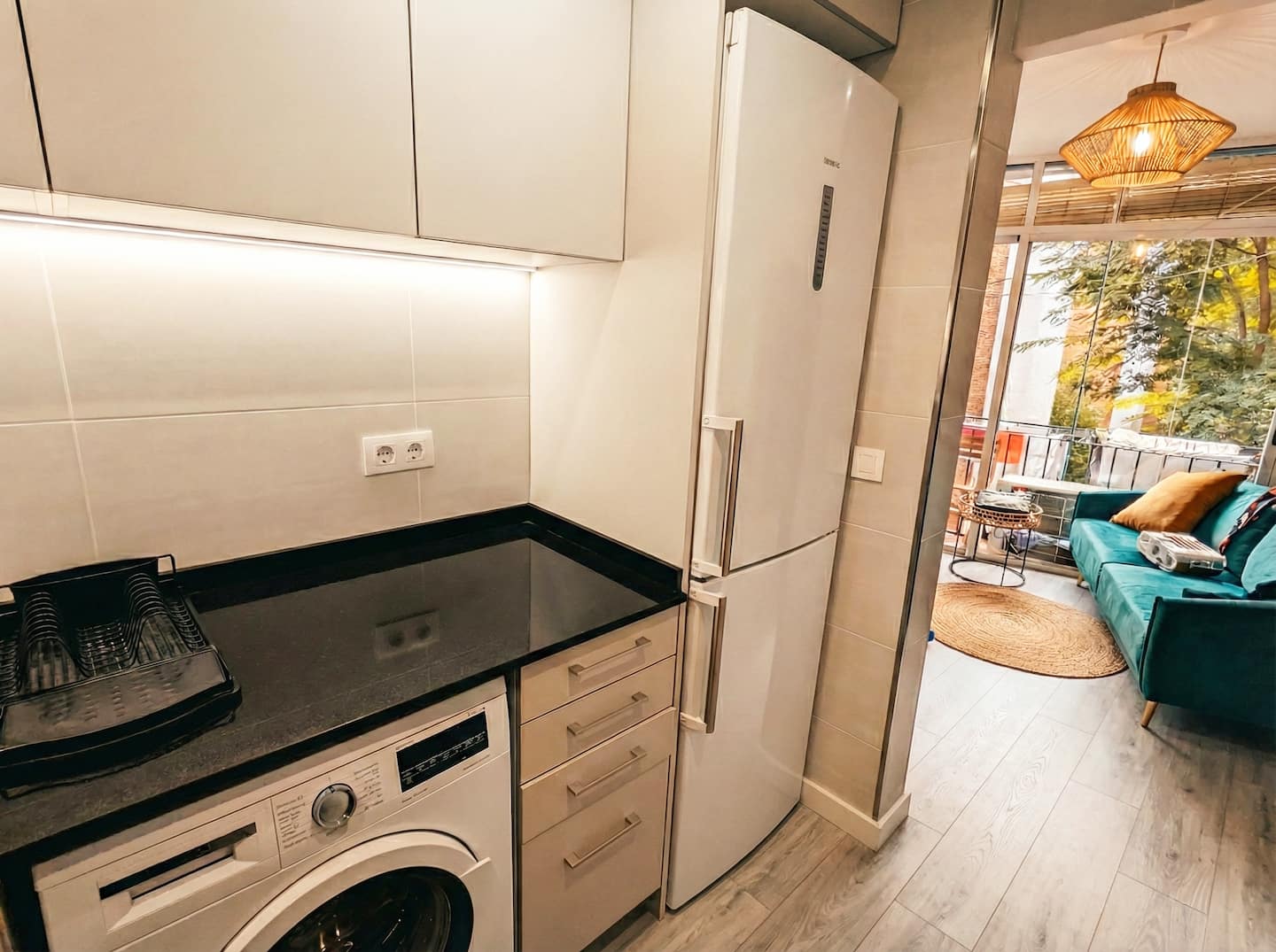 Bright Design Apartment in Beach Quarter 9
