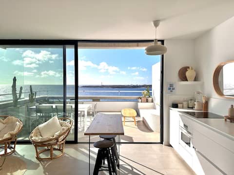 Brand new! Ocean panoramic views