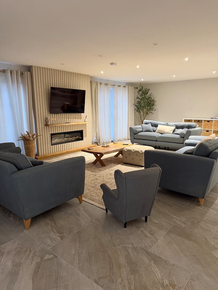 Hilltop Lodge - Malmesbury