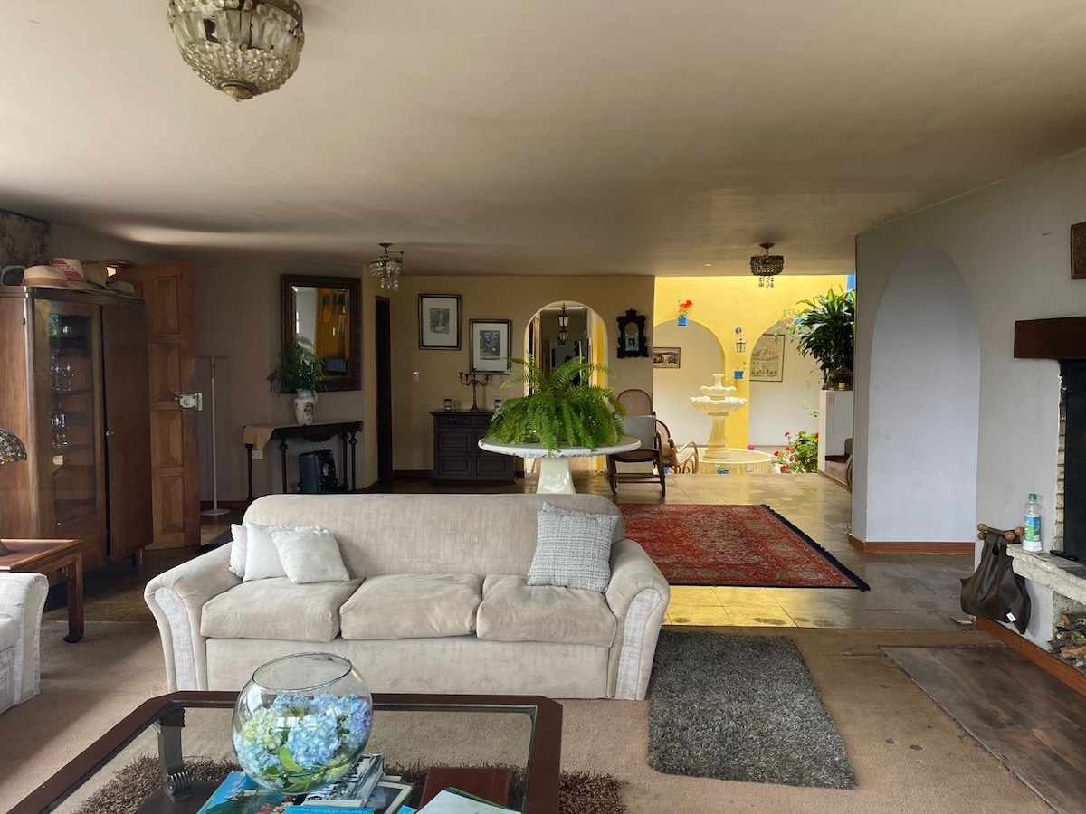 6BR Luxury Villa in Subachoque — photo 1
