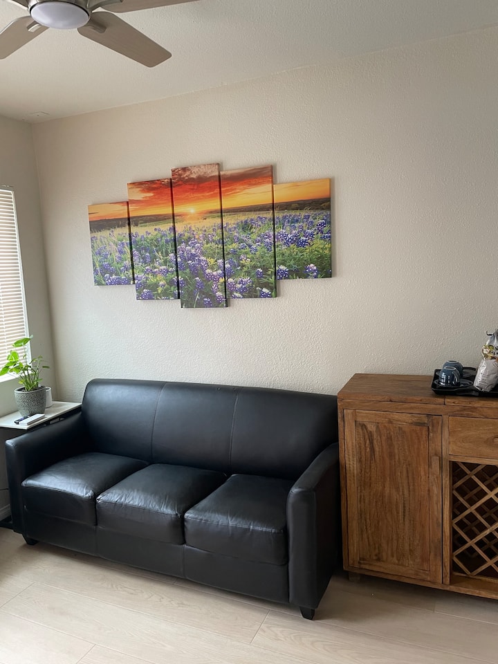 Lovely 1 Bedroom 1bath Home Close Strip - Las Vegas, NV