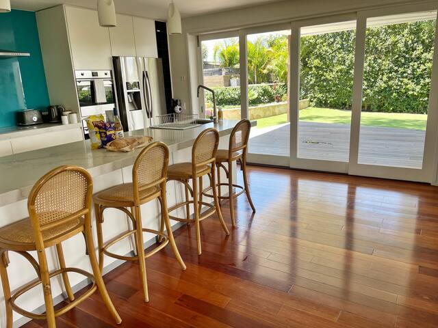 Beautiful family home with a pool and water views gallery image 4