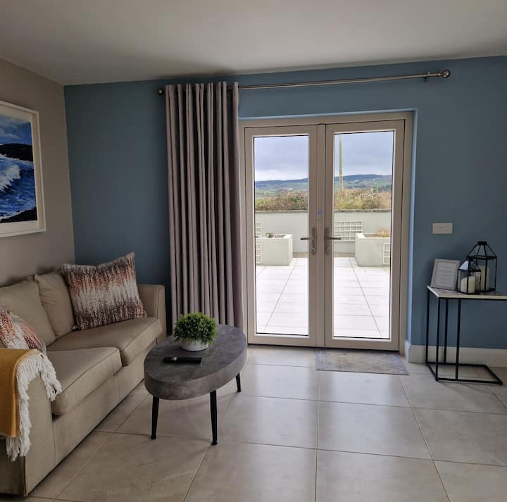 No 1 Oceancrest . Grd Floor Apt . Fab Views - Doolin