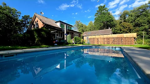 Villa in the forest of Amsterdam with Pool