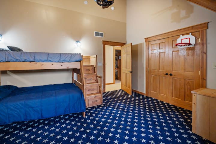 Bedroom 6