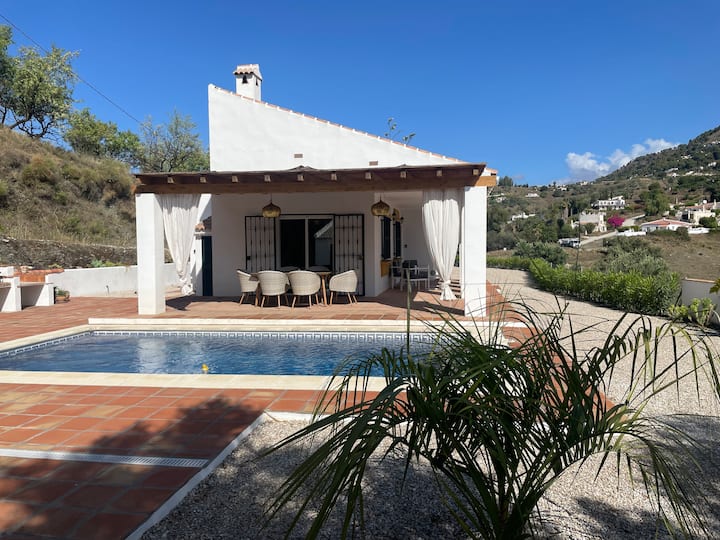 Casa Calmante  3-bedroom Villa With Private Pool - Cómpeta