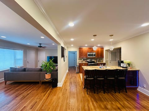 Popular Airbnb listing: Private Oasis in the city in East Lake