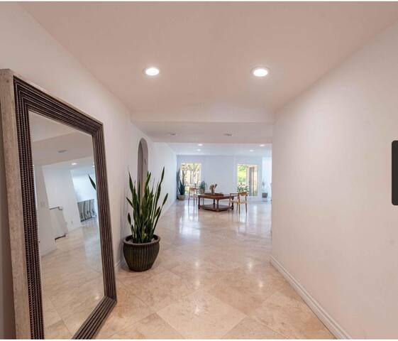 The Janlor Vila gallery image 4