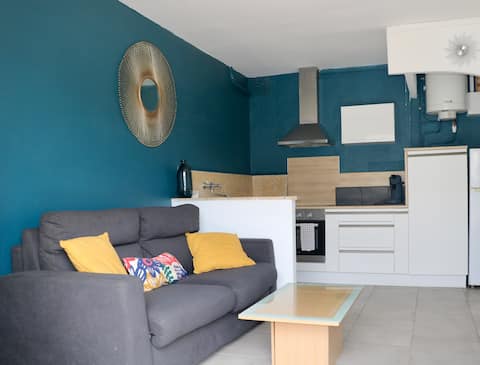 Annonce Airbnb populaire: No. 06 Beautiful Sun *Terrace*Beach à Port La Nouvelle