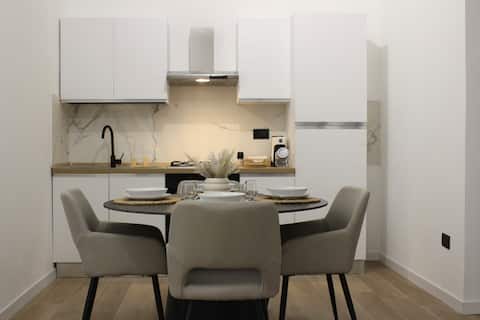 Villa with private pool – [150 meters from the sea]