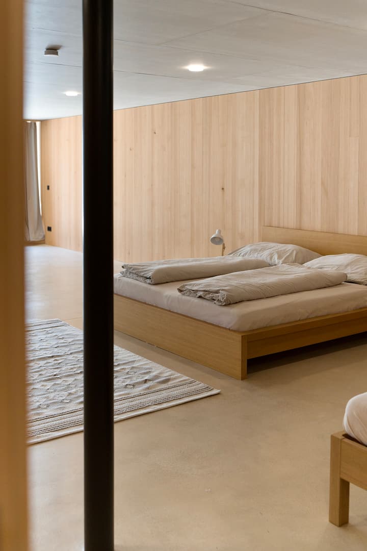 Schlafzimmer 4