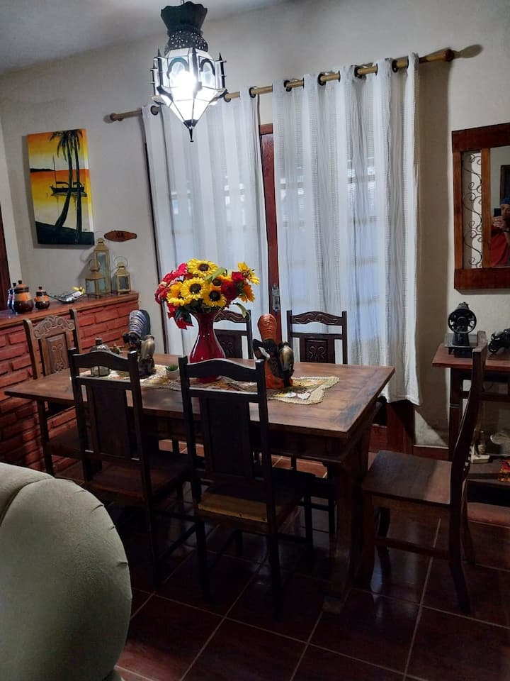 Casa Confortável,  Espaçosa E Familiar. - Tiradentes