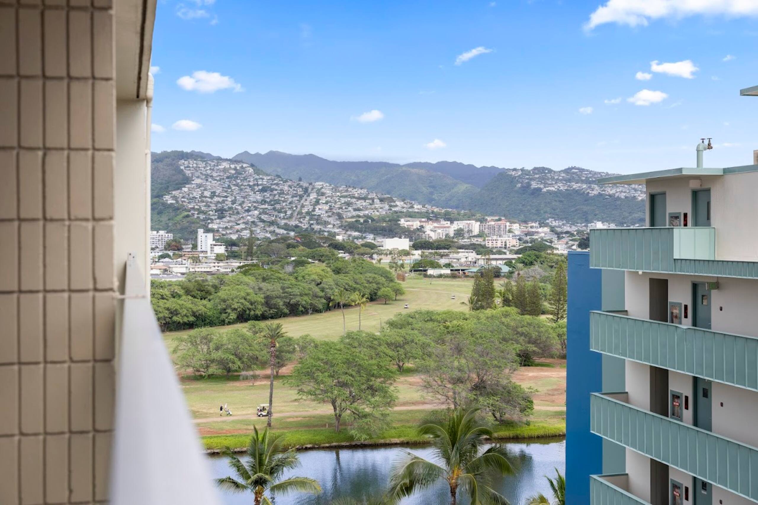 Condo in Honolulu · ★4.9 · Studio · 2 beds · 1 private bath - Image 34