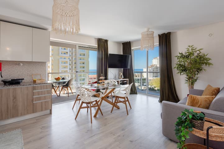 Mcramé Design Apt Sea View, Beachfront, Swim. Pool - Portimão