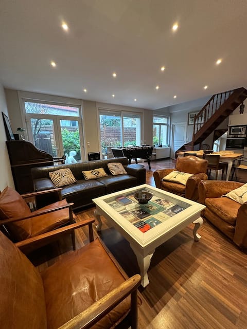 La Liberté: Loft 90m2 centre terrasse parking jeux