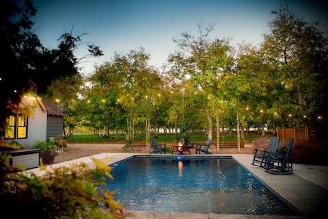 Beautiful Orchard House on the Farm- Jacuzzi/Pool