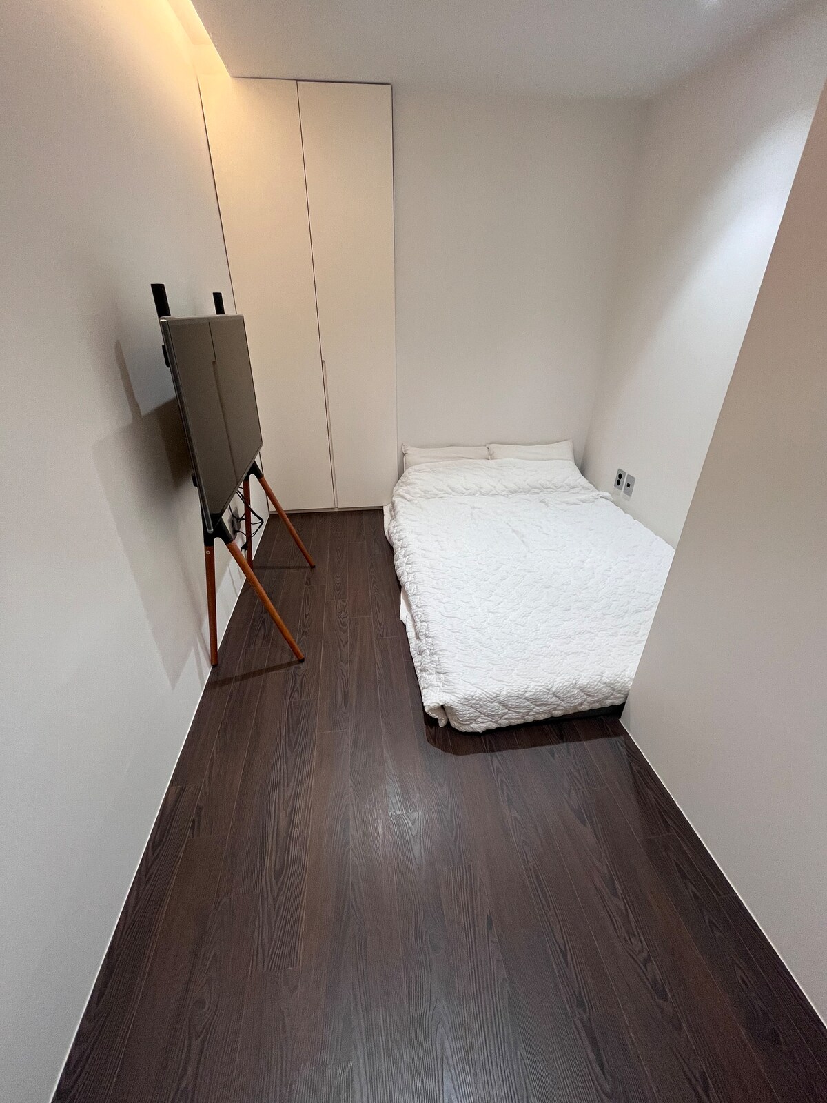 Bračni krevet (širine 150-179 cm)

